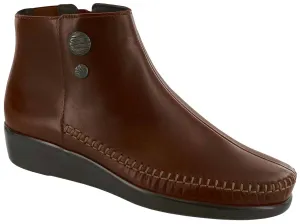 Women's Jade Ankle Boot In Walnut