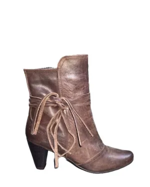 Women's Karen Ankle Boot In Brown
