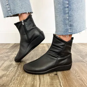 Women's L19 Bootie In Black