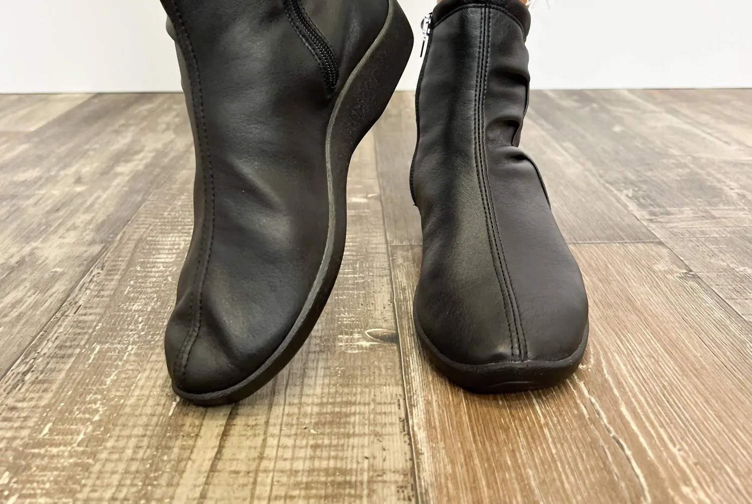 Women's L19 Bootie In Black
