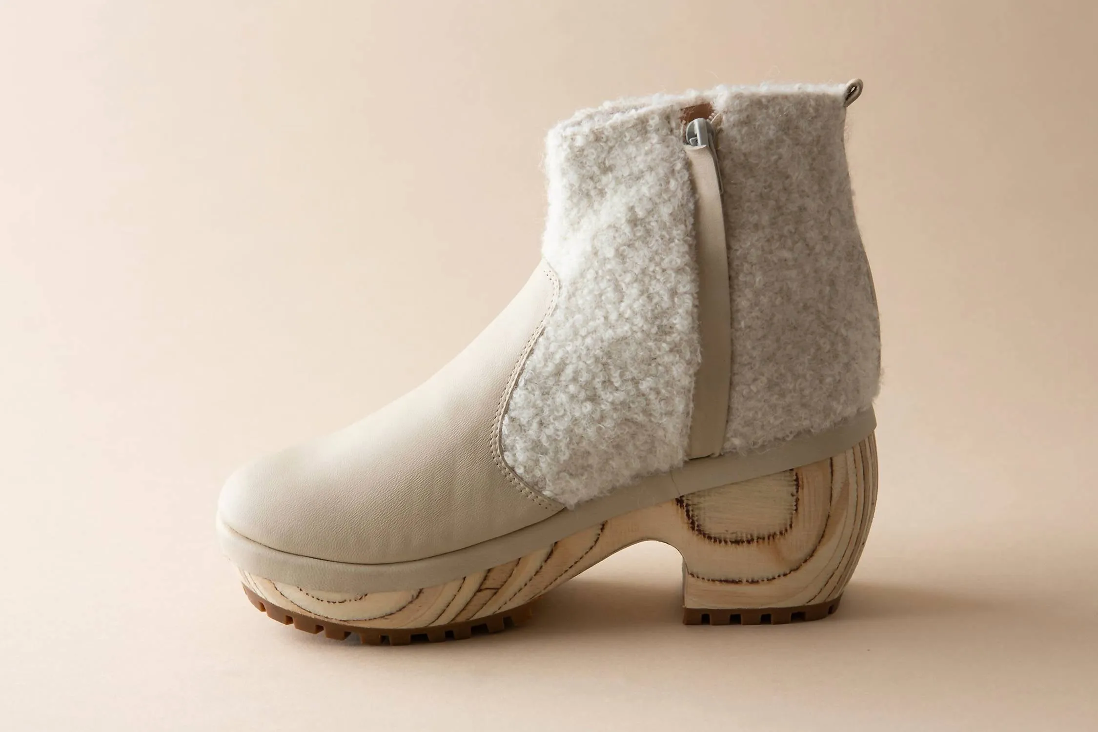 Women's Lana Boot In Ivory Alpaca