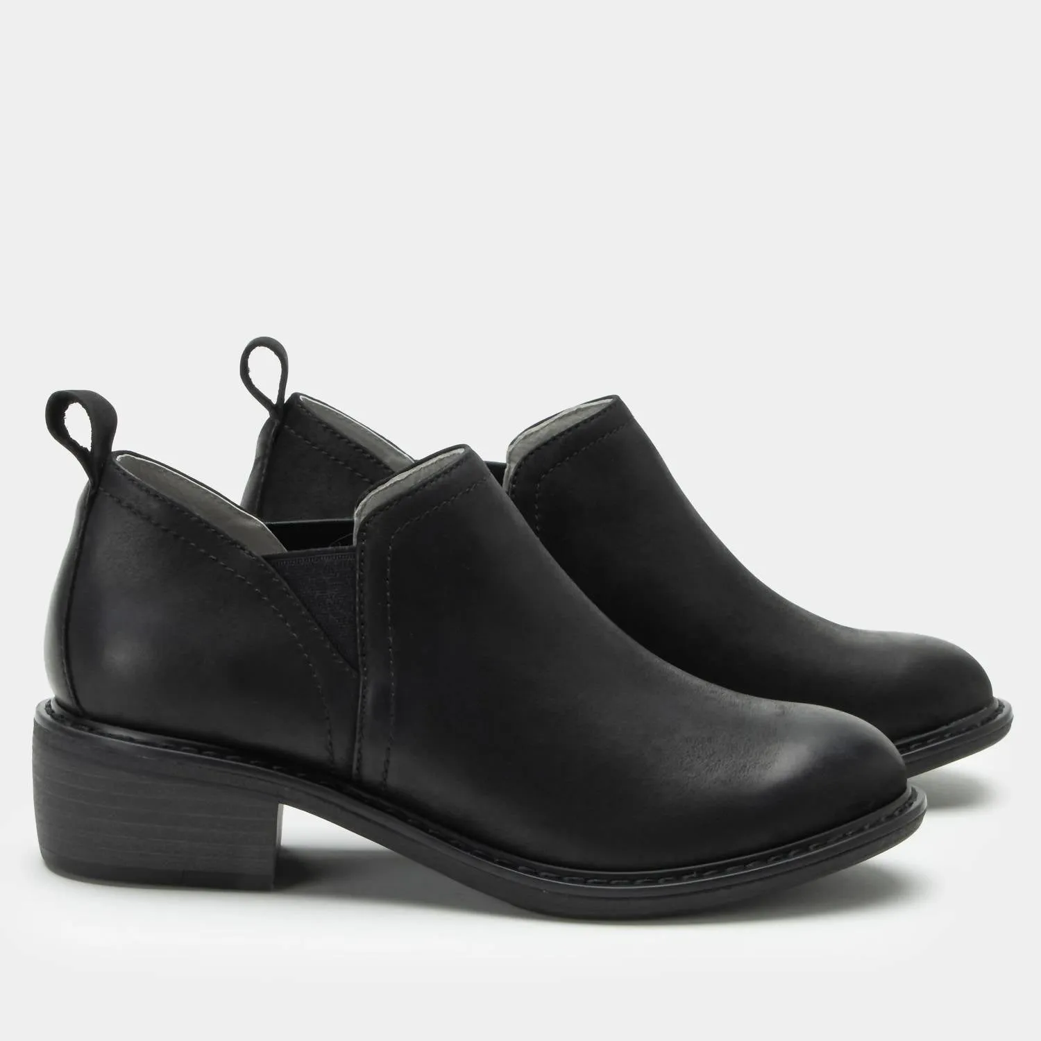 Women's Merle Bootie In Burnished Black
