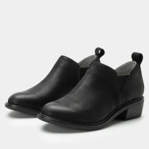 Women's Merle Bootie In Burnished Black