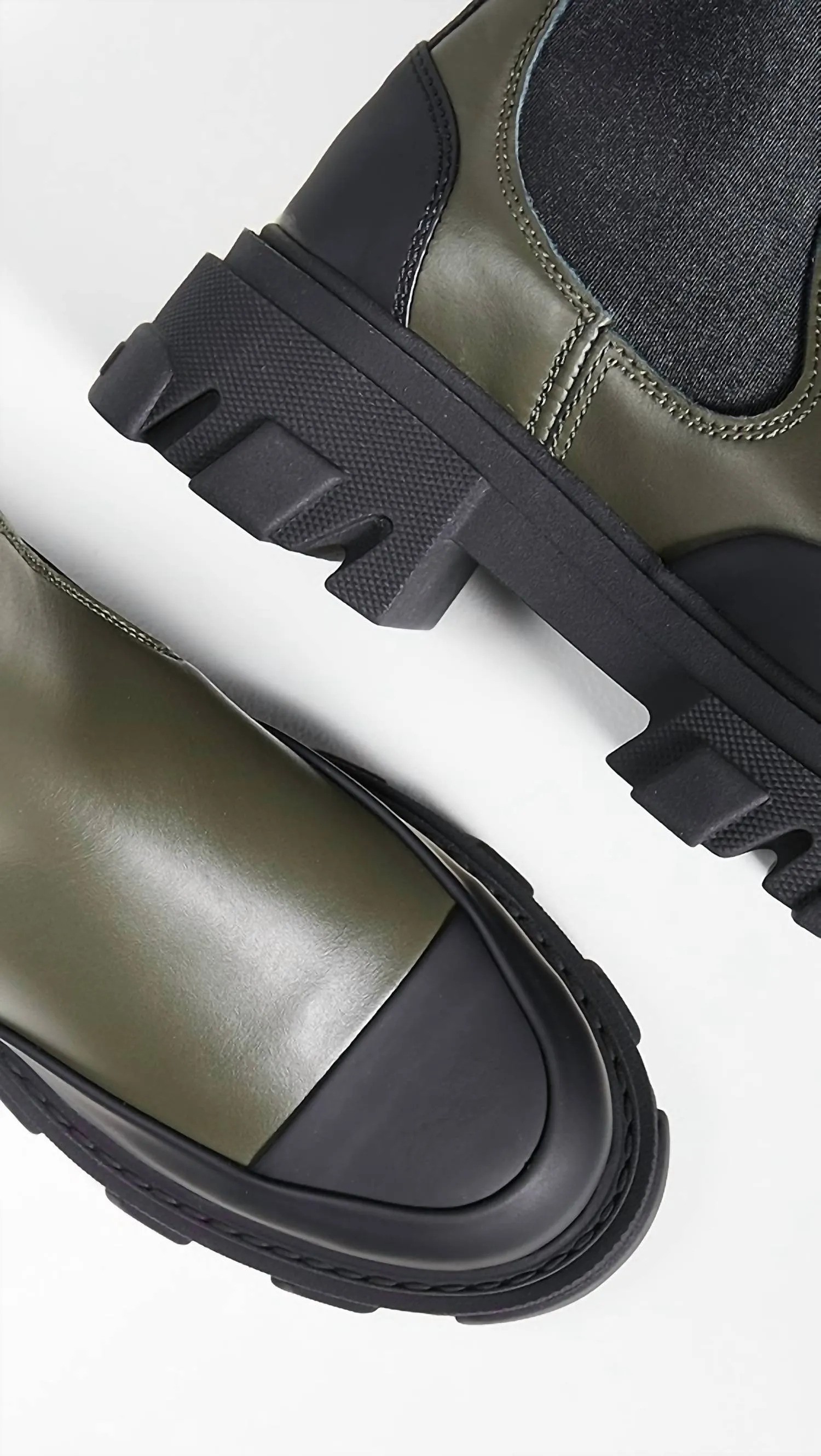 Women's Mid Chelsea Boots In Kalamata