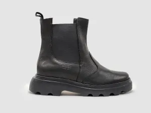 Women's Modern Insulated Zip-Up Chelsea Leather Boots In Black