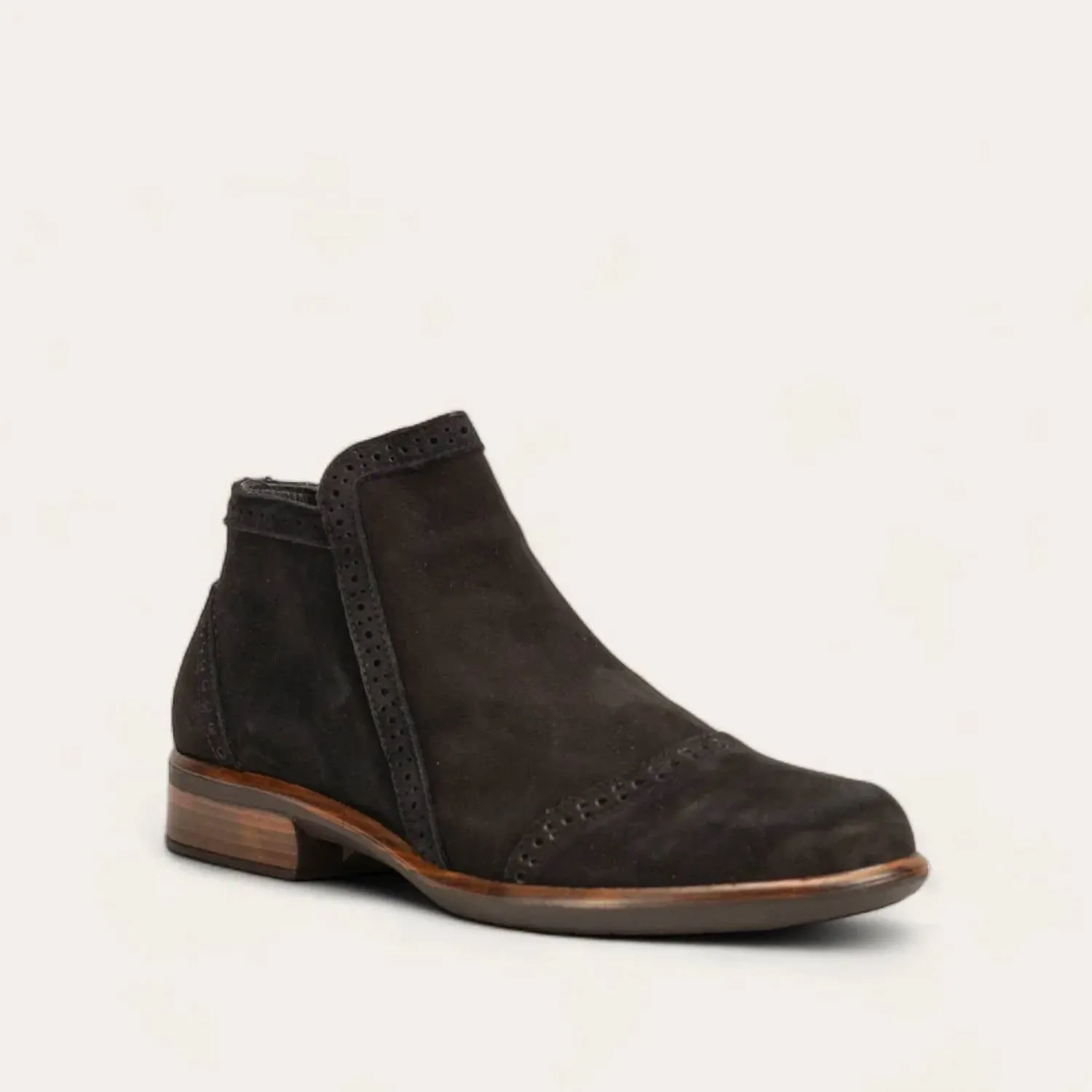 Women's Nefasi Ankle Boots In Black Velvet Nubuck