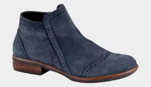 Women's Nefasi Boots In Navy