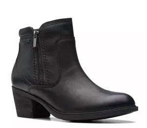 Women's Neva Zip Boot In Black