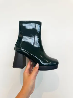Women's Patent Vegan Leather Bootie In Hunter Green
