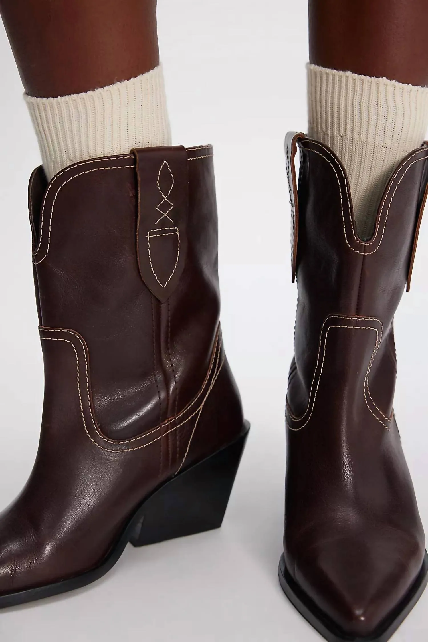 Women's Pitchfork Point Western Boots In Fudgesicle