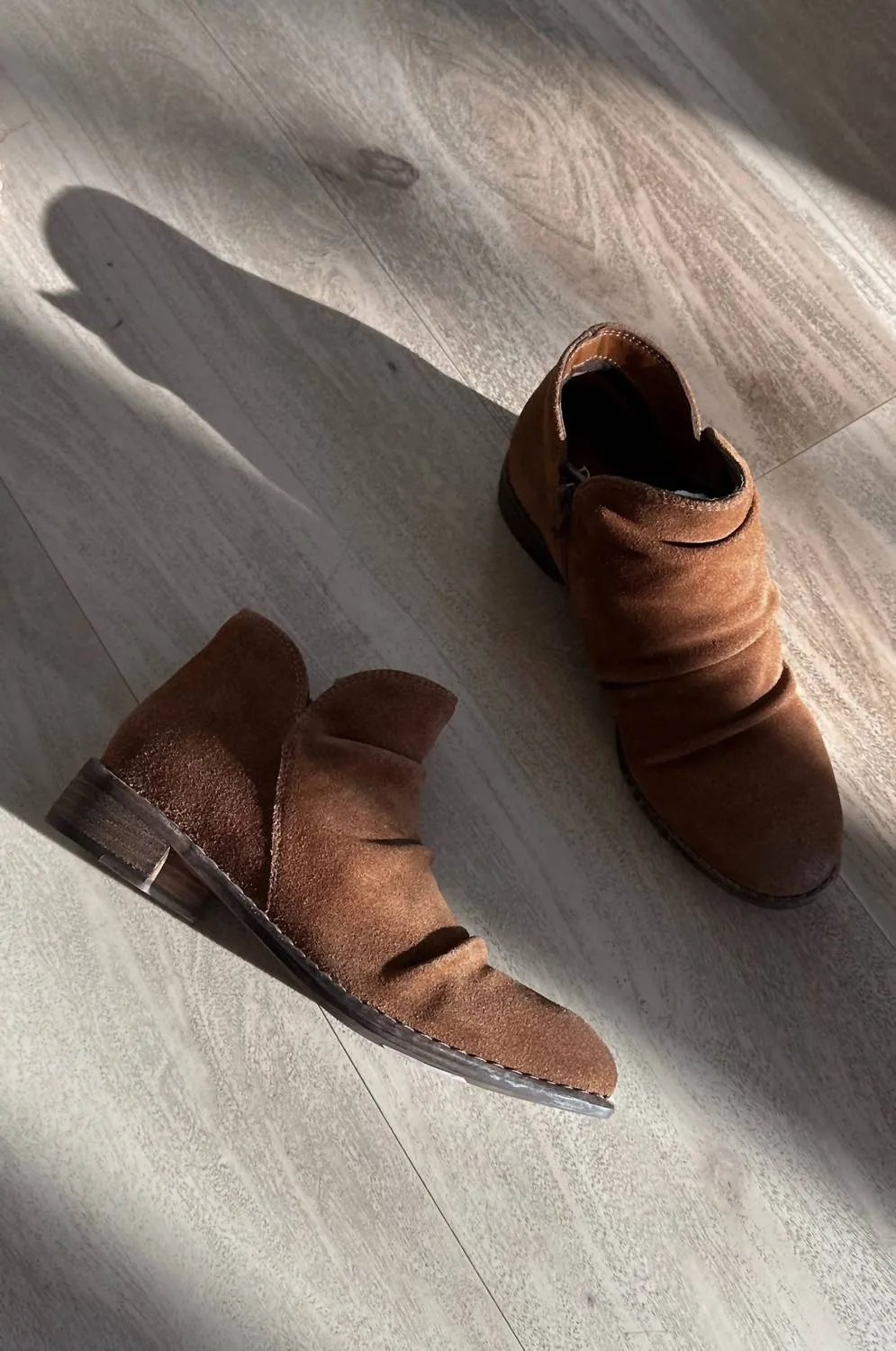 Women's Rose Mera Bootie In Tan Suede