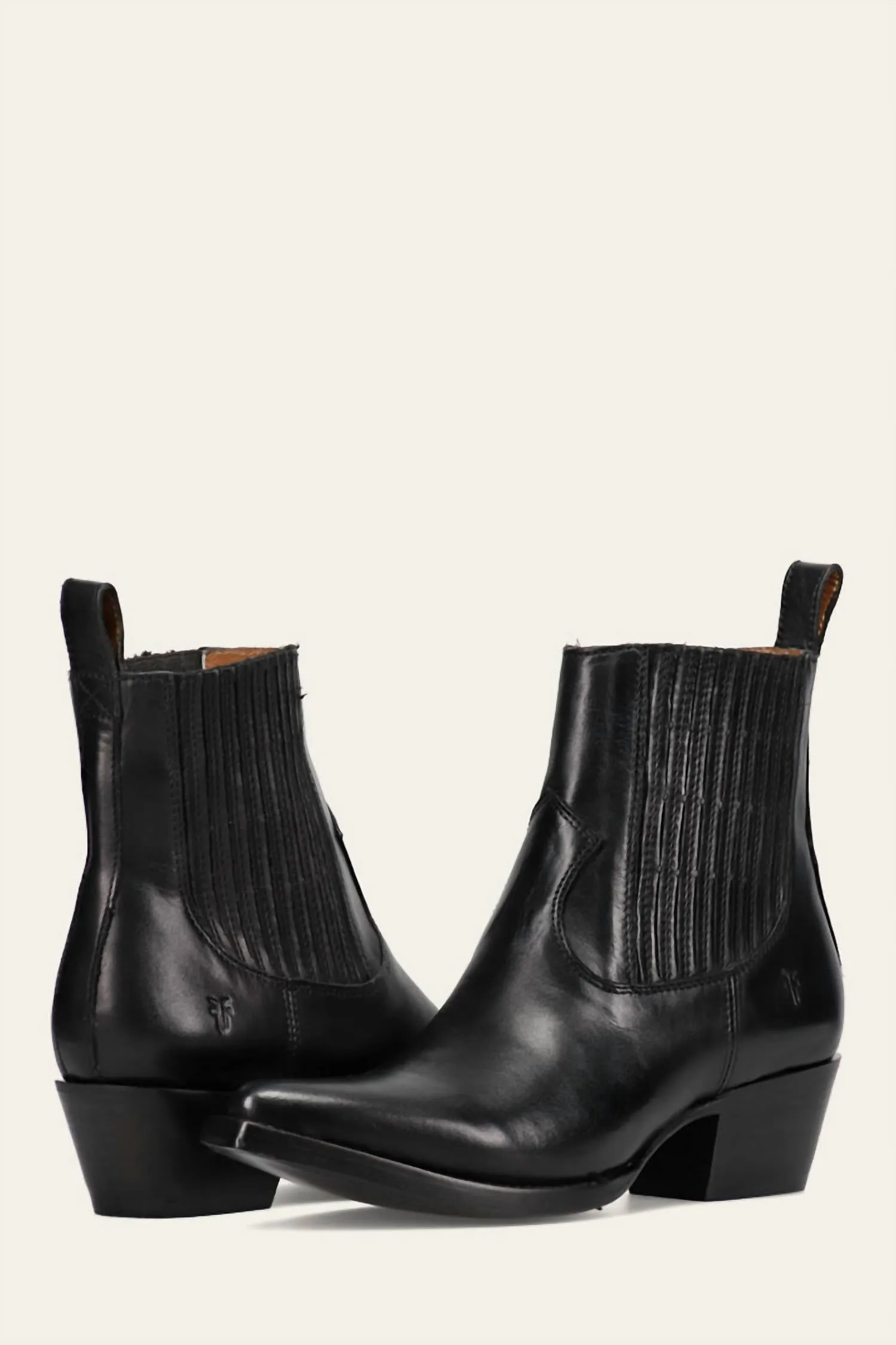 Women's Sacha Chelsea Boot In Black