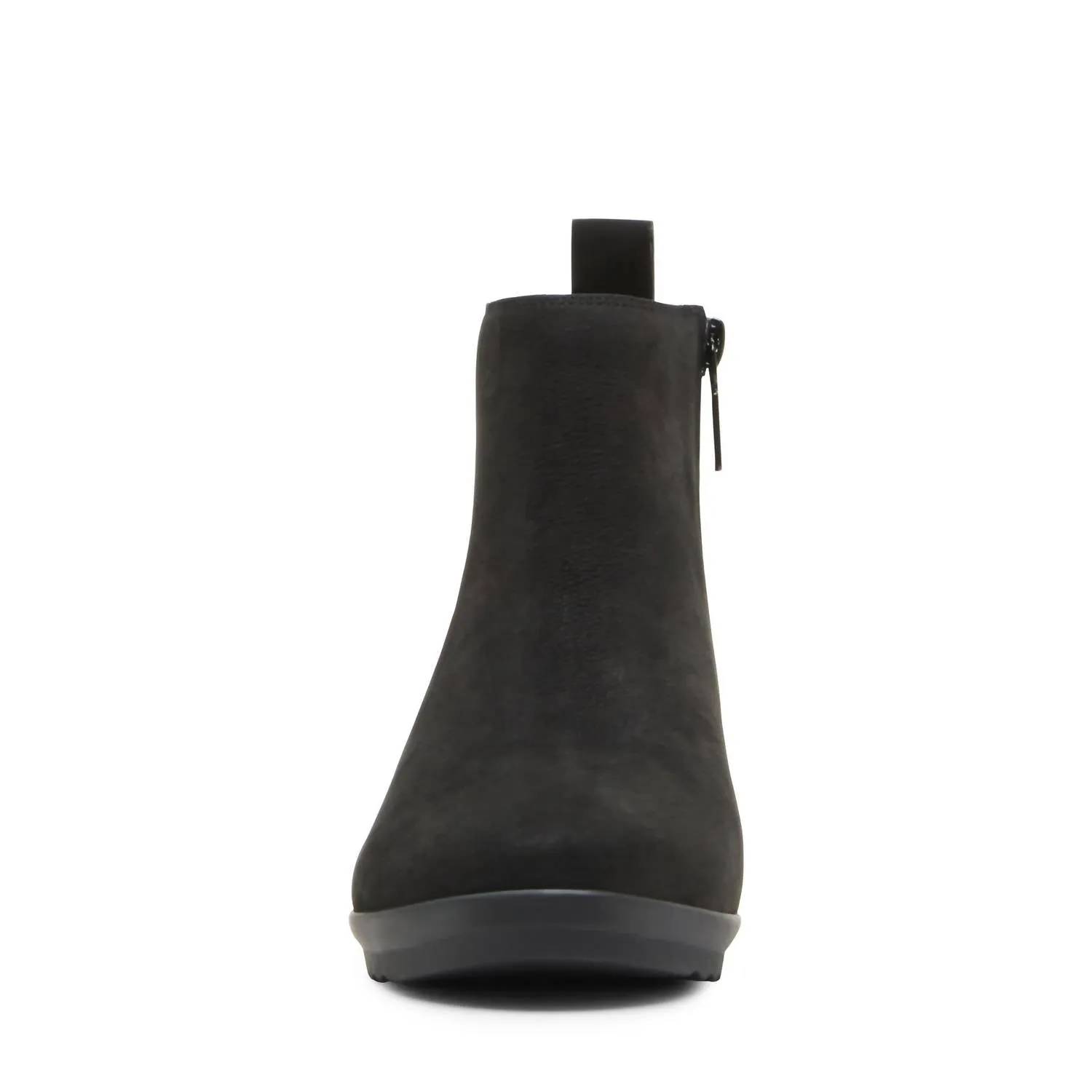 Women's Shaya Ankle Boot In Black Nubuck
