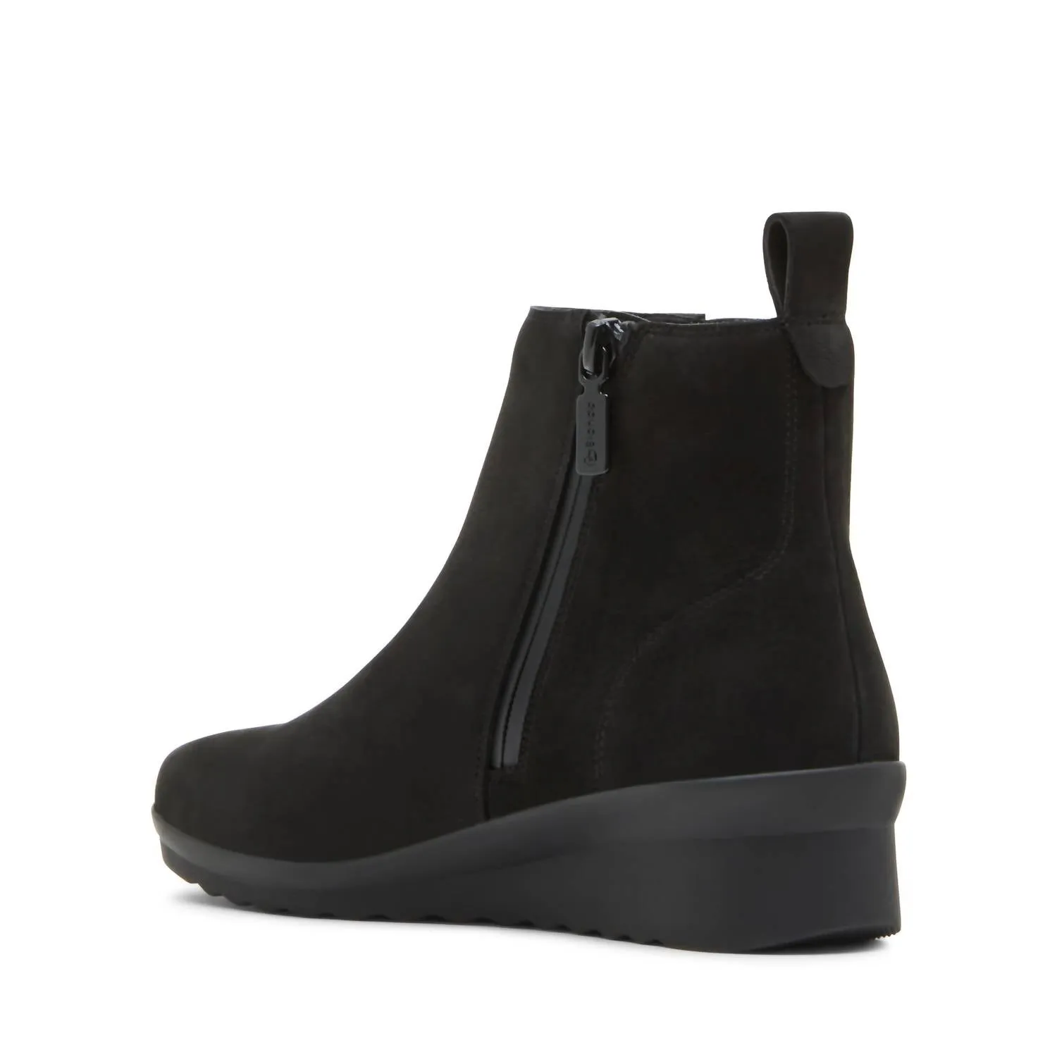 Women's Shaya Ankle Boot In Black Nubuck