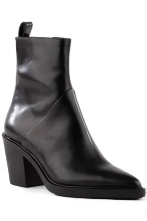Women's Shining Star Leather Boot In Black