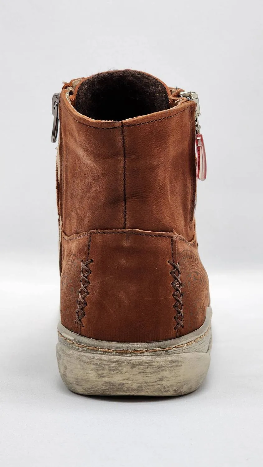 Women's Timeless Zip-Up Leather Boots In Brown
