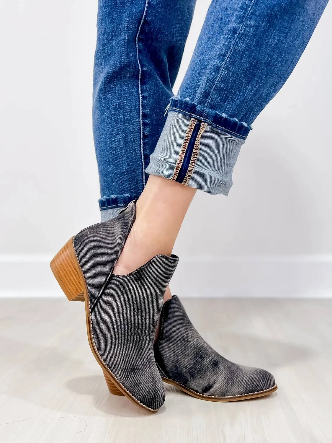 Women's Vanish Washed Boots In Midnight