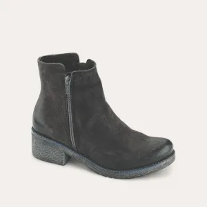 Women's Wander Booties In Oily Midnight