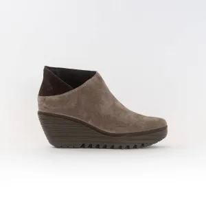 Women's Wedge Chelsea Ankle Boots In Taupe/expresso