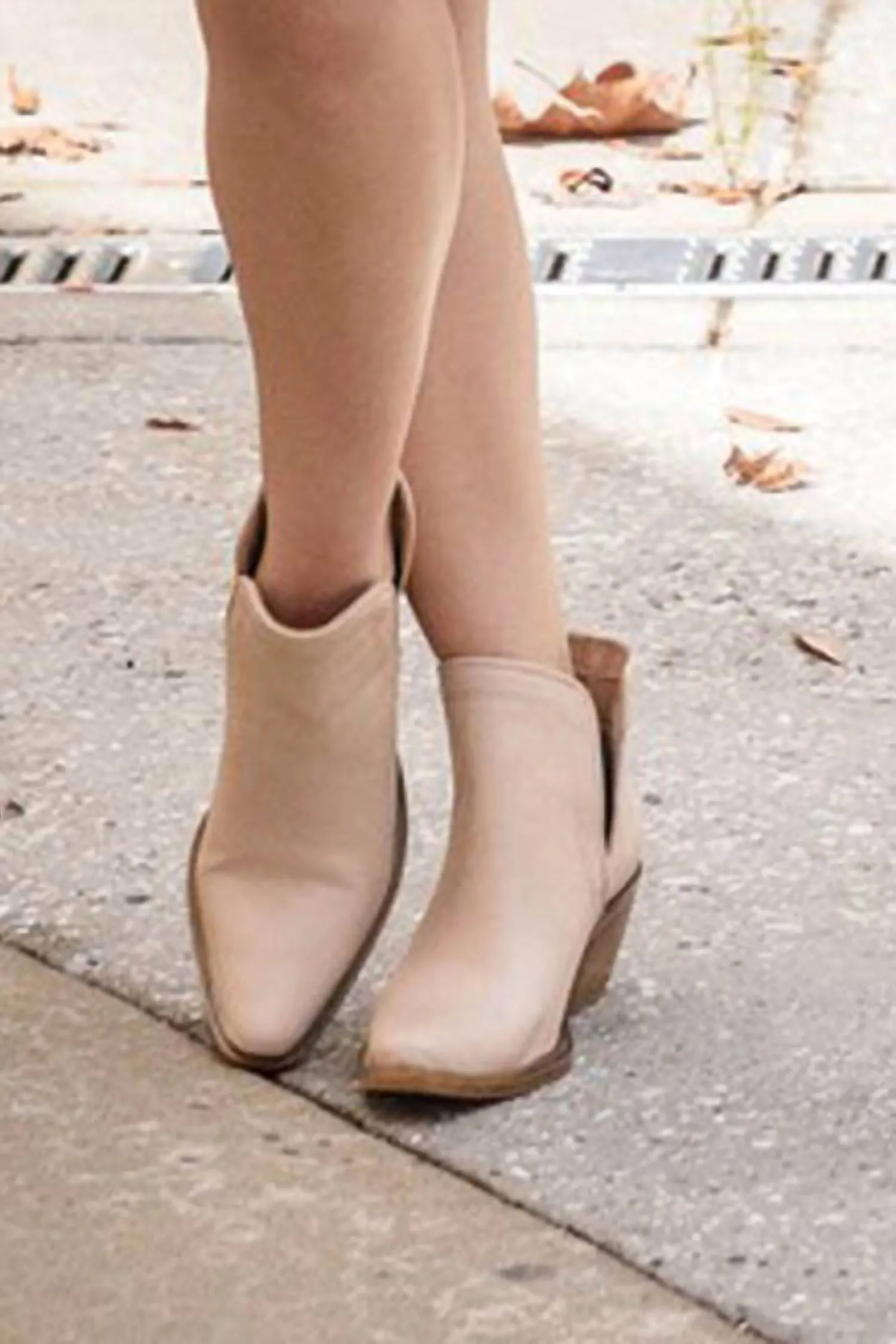 Women's West 2 Boots In Nude