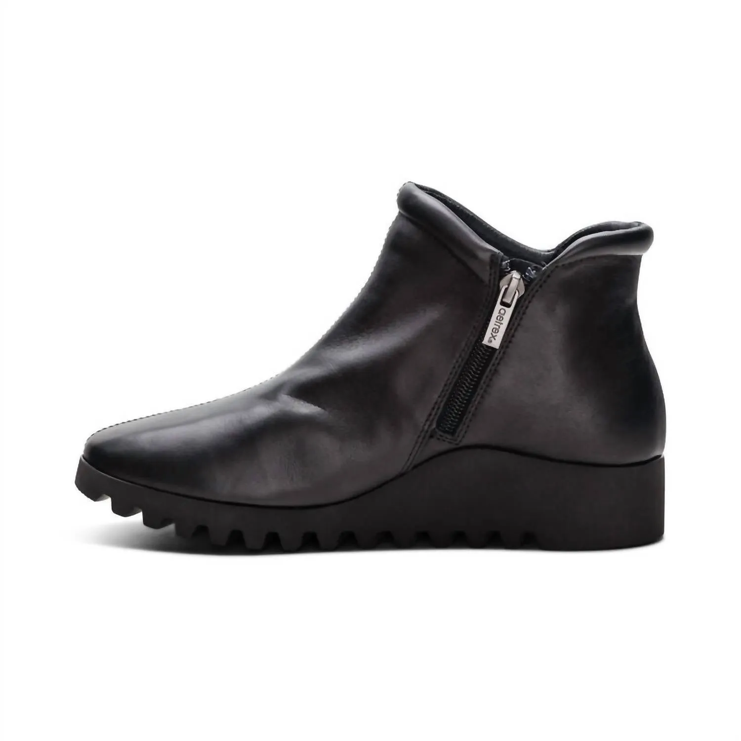 Women's Zoey Slip-On Boots In Black